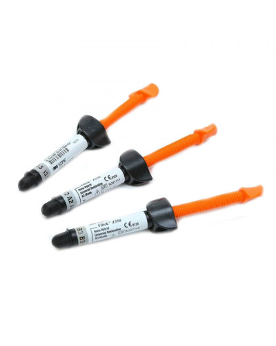 Filtek Z550 (Філтек З550), шприц 4 г, фотополімерний матеріал, 3M ESPE